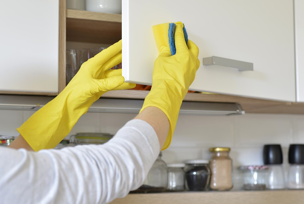 How to Clean Your Cabinetry