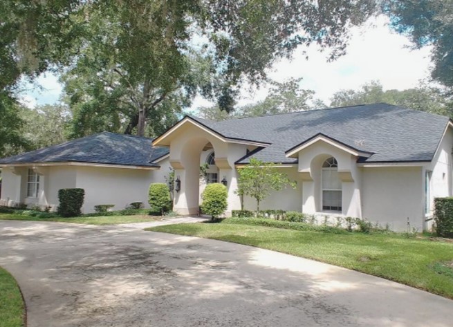 Shingle vs. Metal Roofing: Which Option is Best for Your Florida Home?