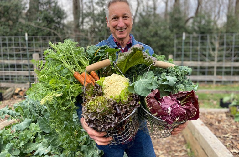 10 Pro Vegetable Gardening Tips for Big Harvests